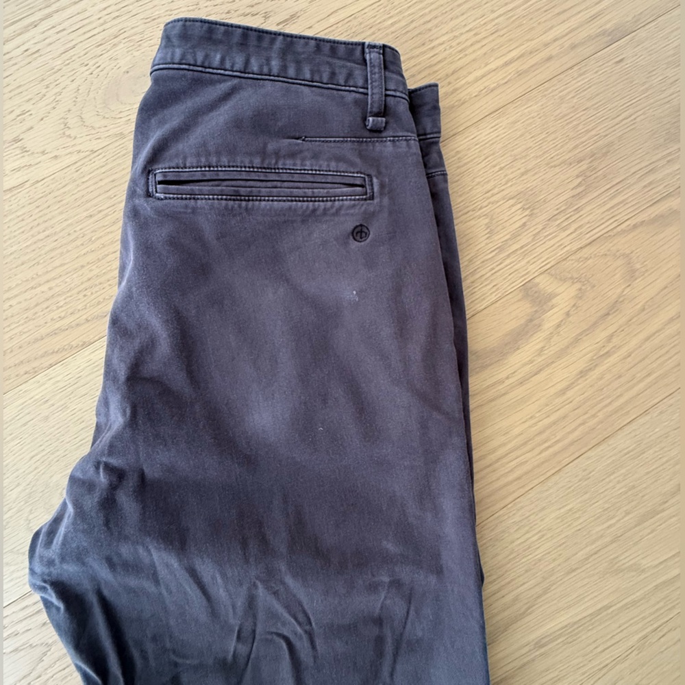 Rag & bone chinos - size 31x32 - fit 2 (slim) - good condition